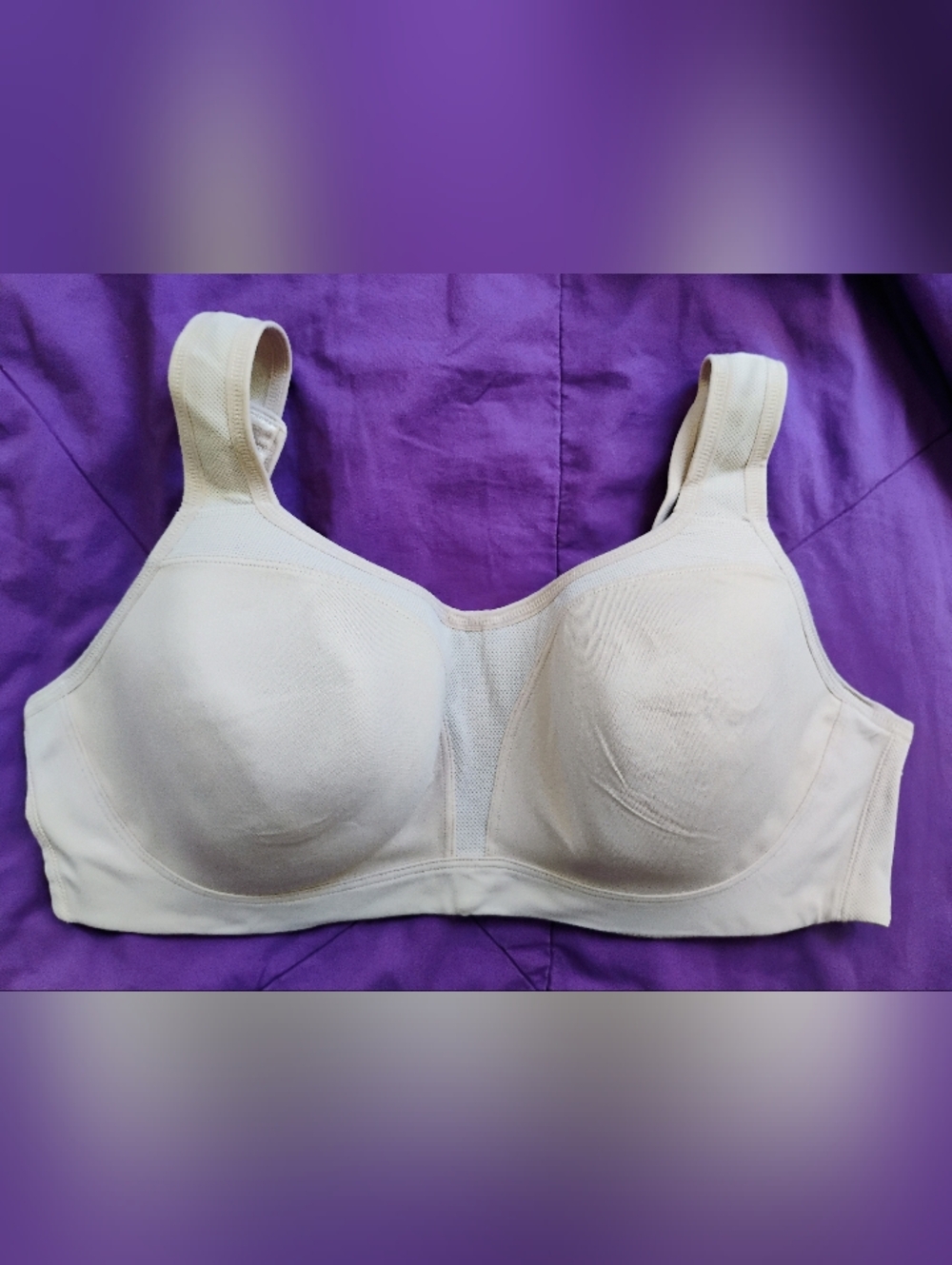Wacoal Beige Wireless Full-Coverage Comfort Bra # 853209 Size 34DDD